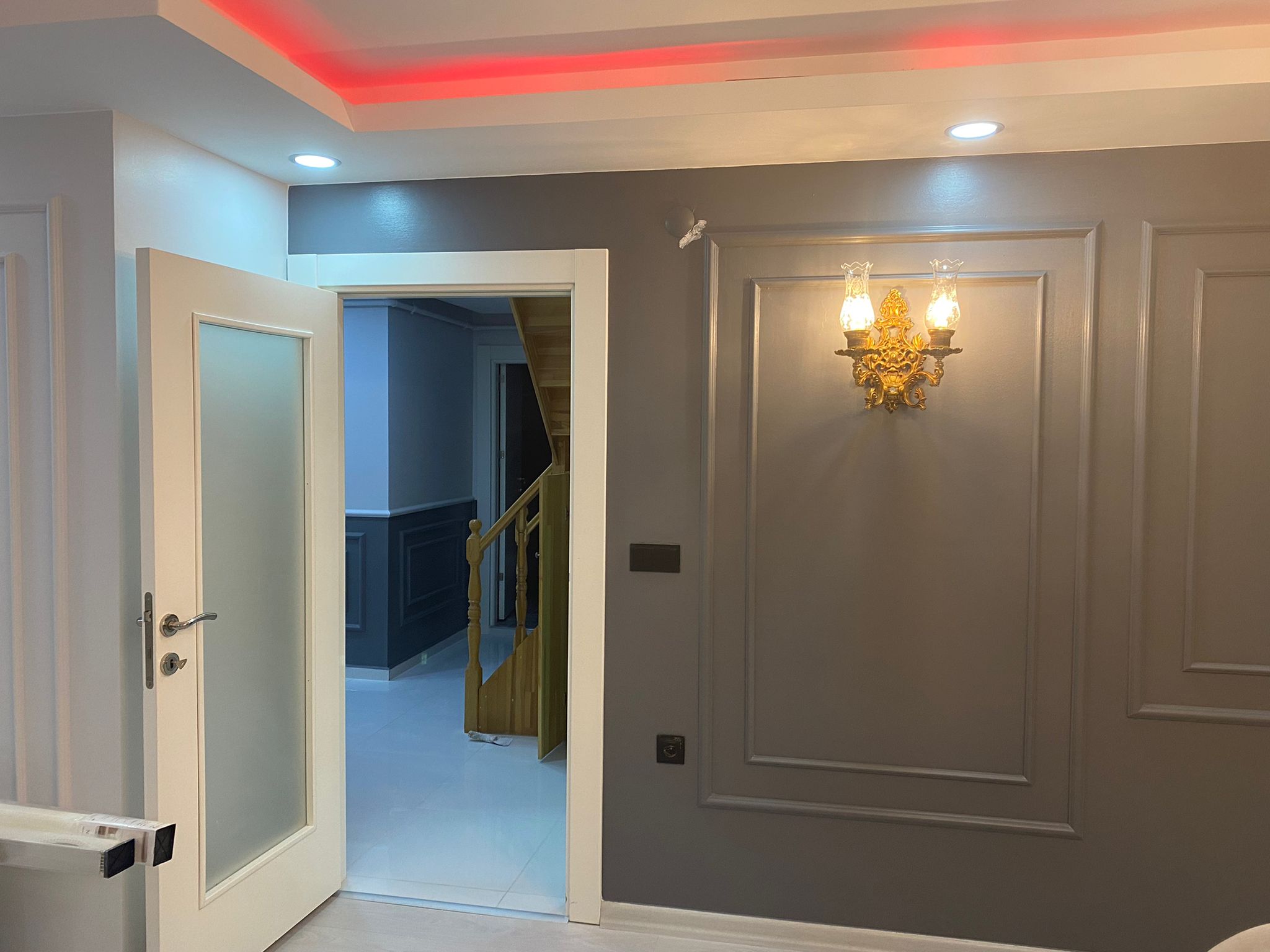 Eşsiz Duvar Çıtası Modelleri ile Sanat Eserine Dönüşen Duvarlar